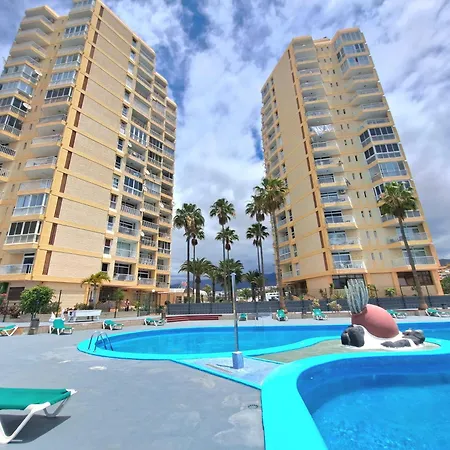 Apartment Amazing View Over The Ocean In Playa De Americas *